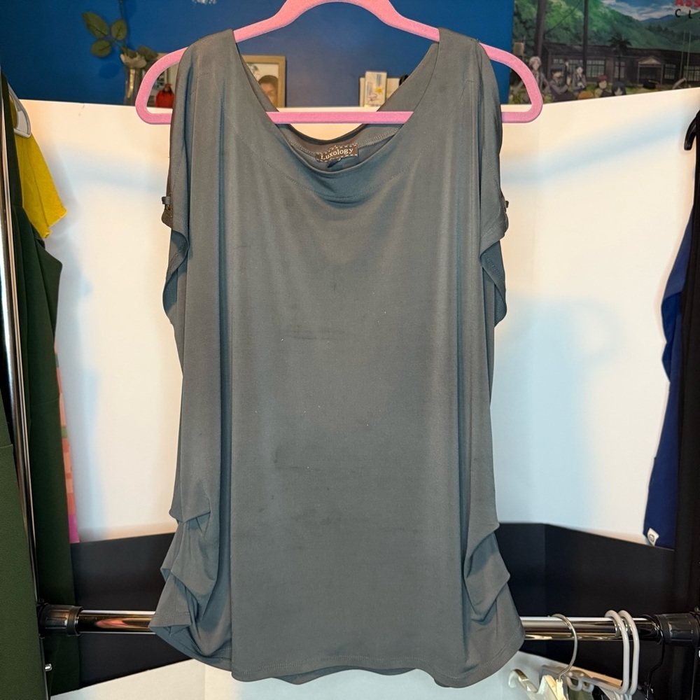 Luxology size X-Large Blue/Grey Cold Shoulder Blouse